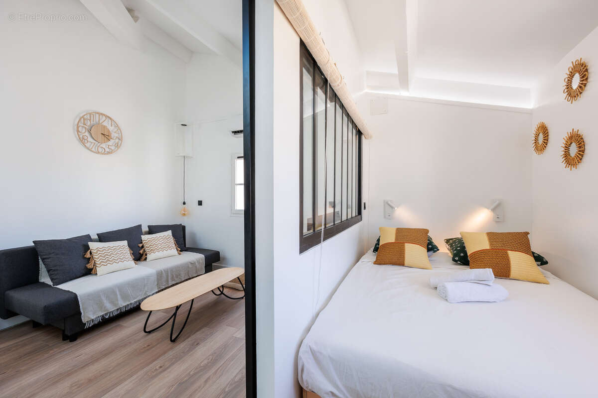 Appartement à MARSEILLE-2E