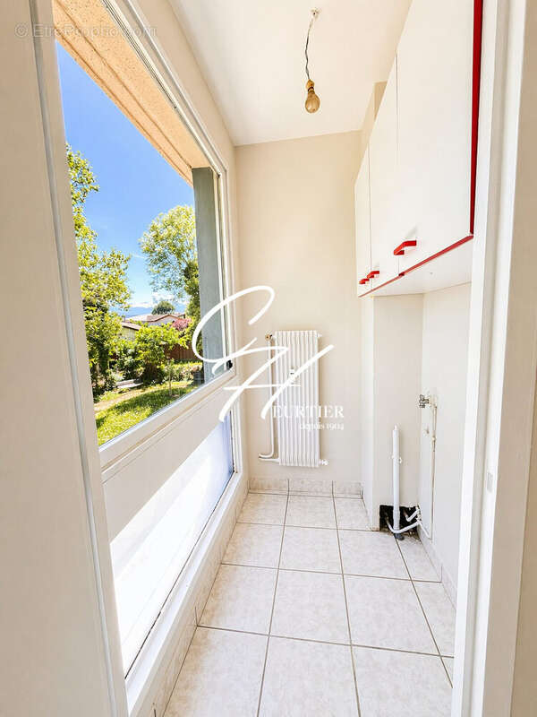 Appartement à SEYSSINET-PARISET