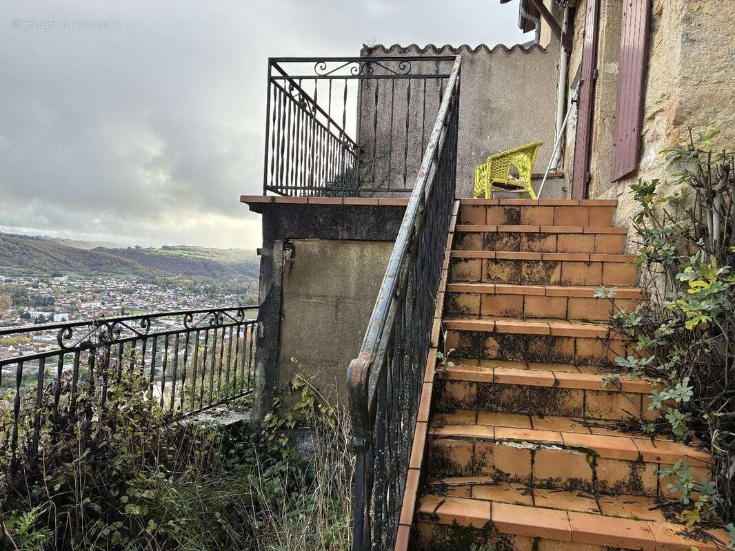 Maison à CAPDENAC