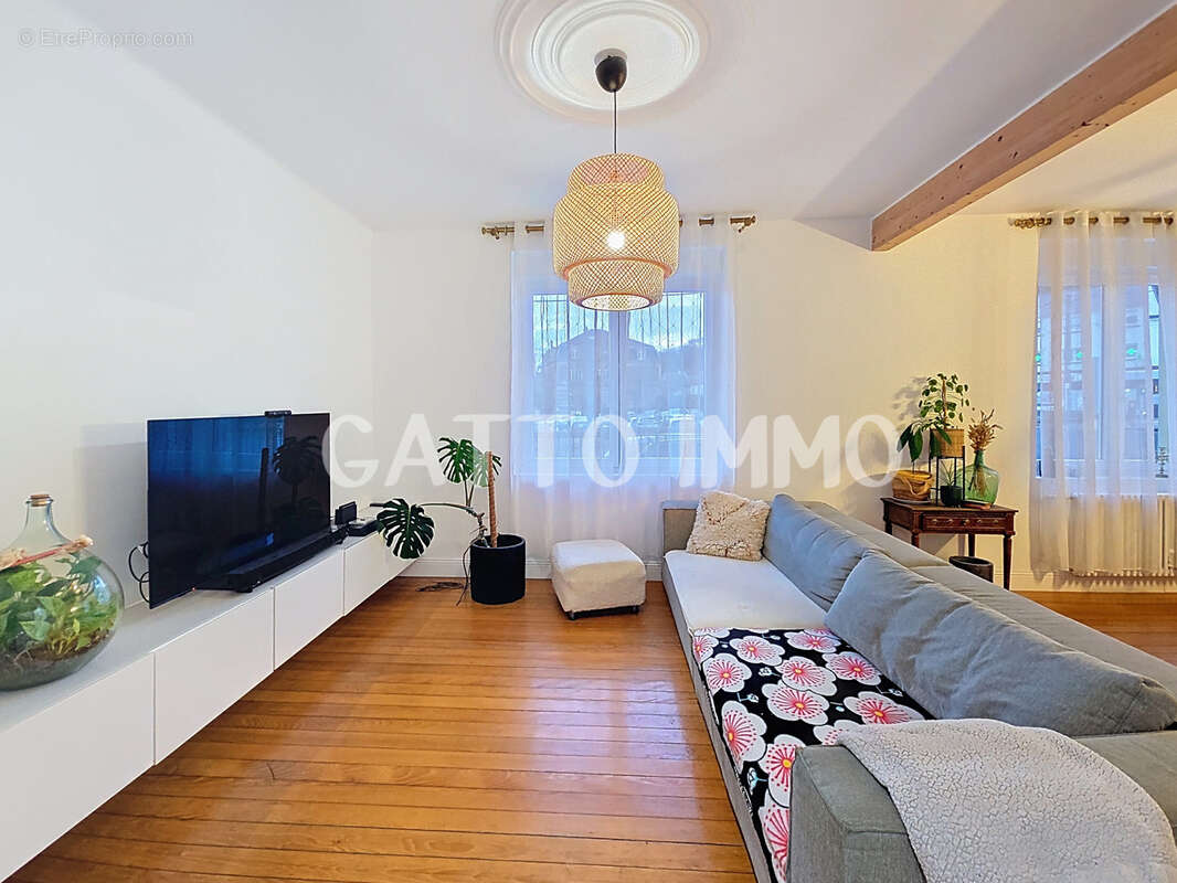 Maison à SAINT-JULIEN-LES-METZ