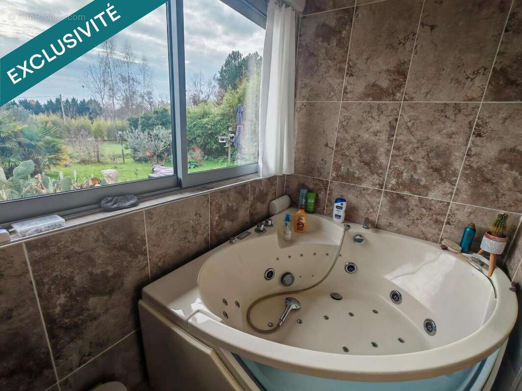 Photo 9 - Maison à MONTLIEU-LA-GARDE