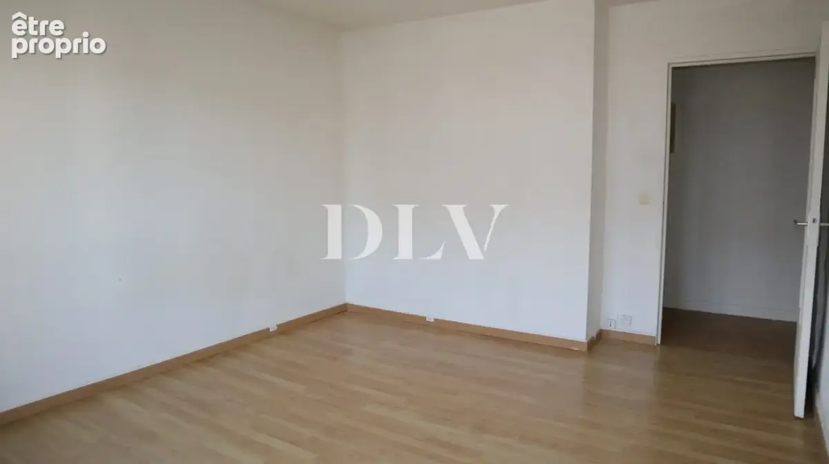 Appartement 1 pièce 31 m² à vendre à Avon (77210) - photo 3