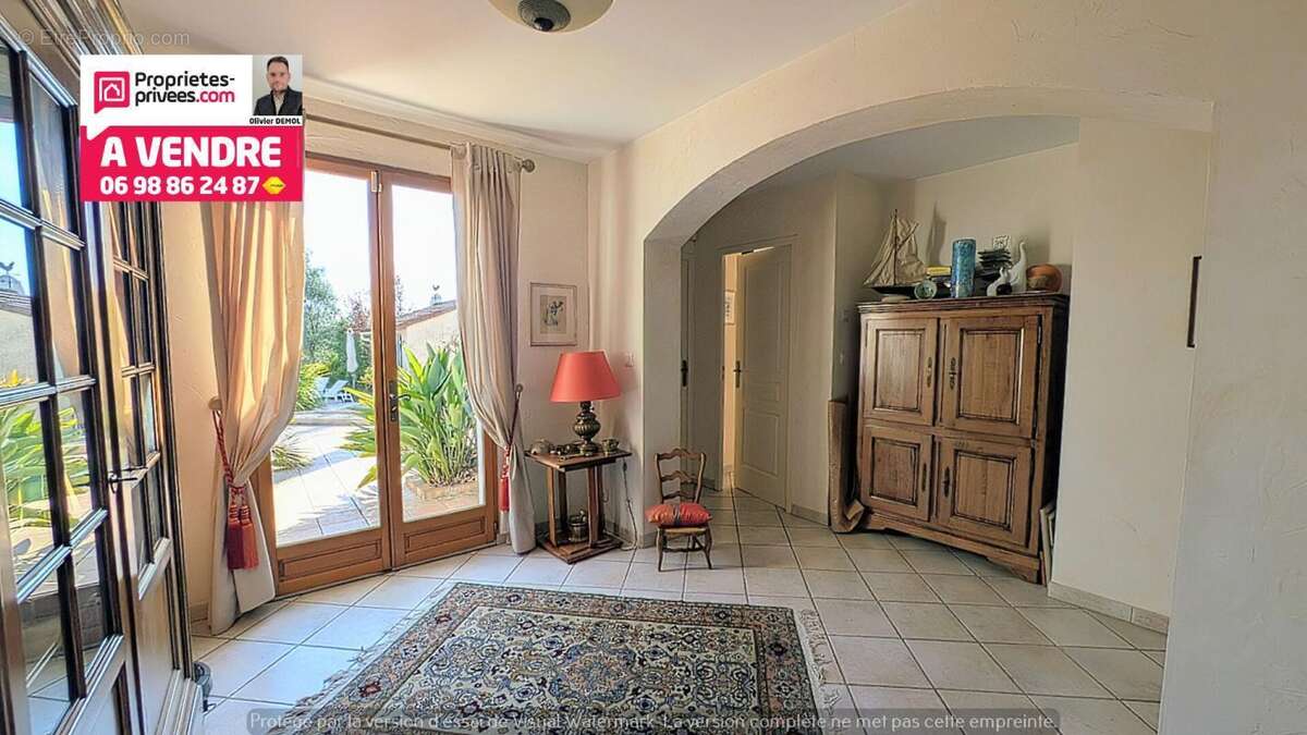 Maison à TOURRETTES