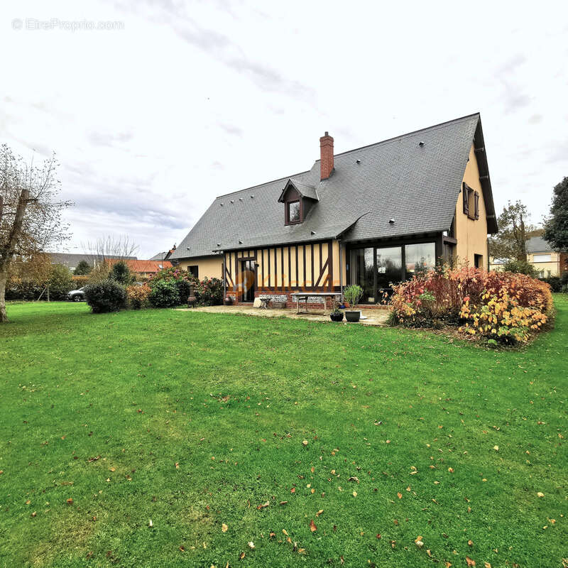 Maison à SAINT-NICOLAS-D'ALIERMONT