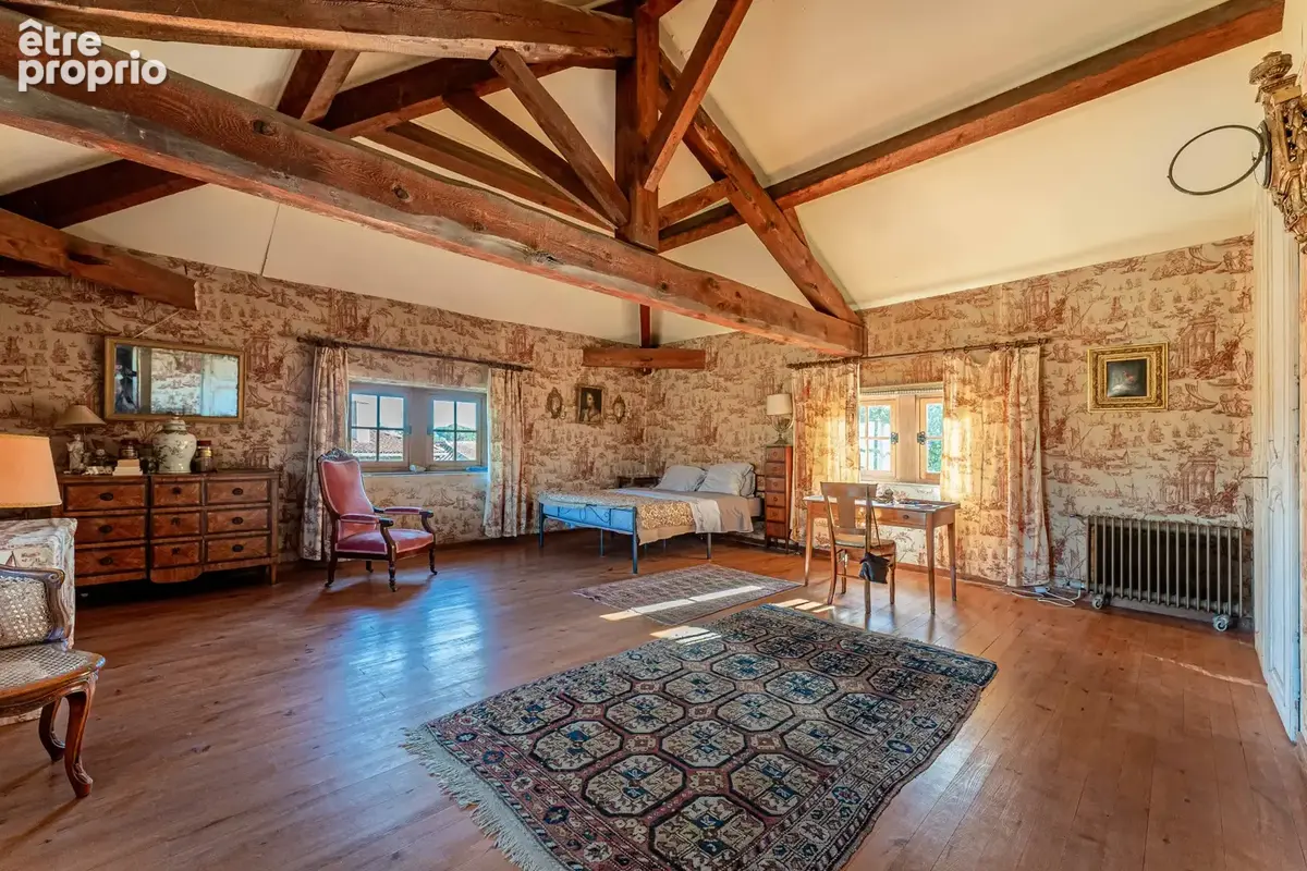 Maison Forte, Manoir d'exception au coeur du Beaujolais 350m2 - photo 8