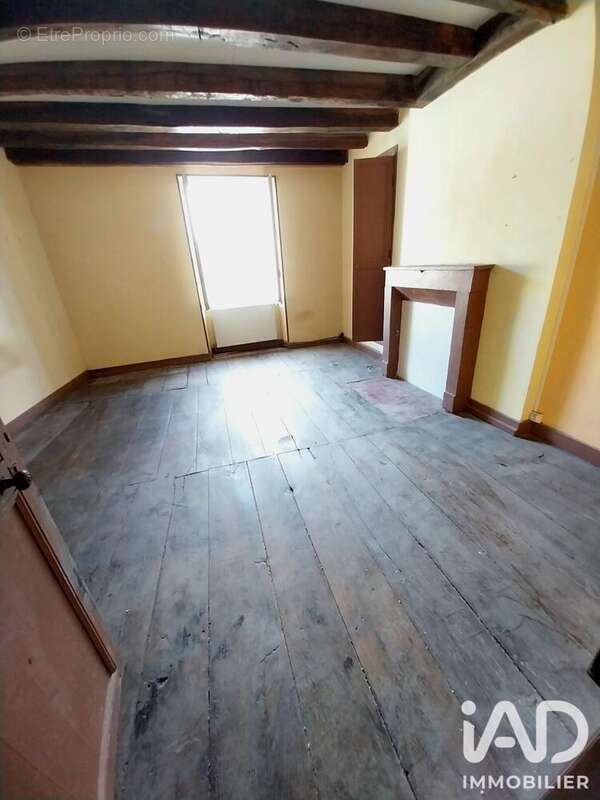 Maison 139 m² à Montmorillon  - photo 4
