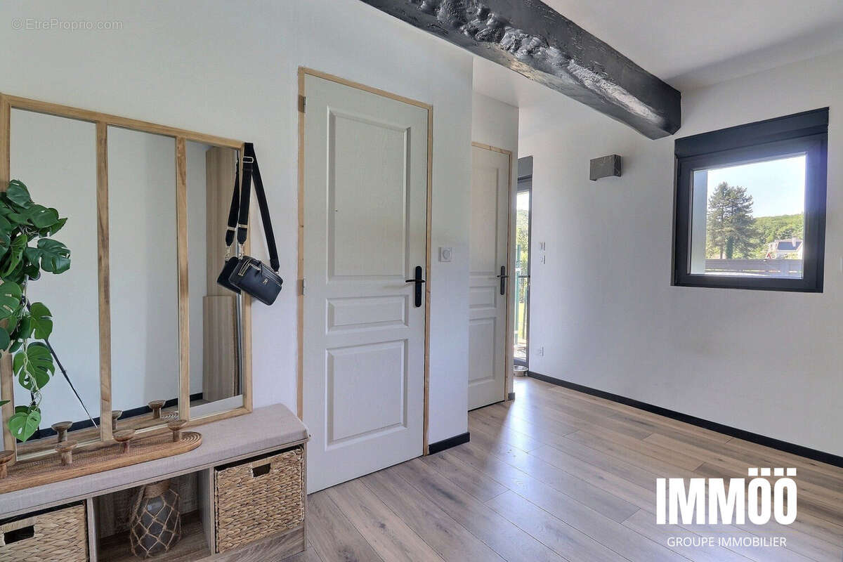 Maison 80 m² à Saint-Paer  - photo 8