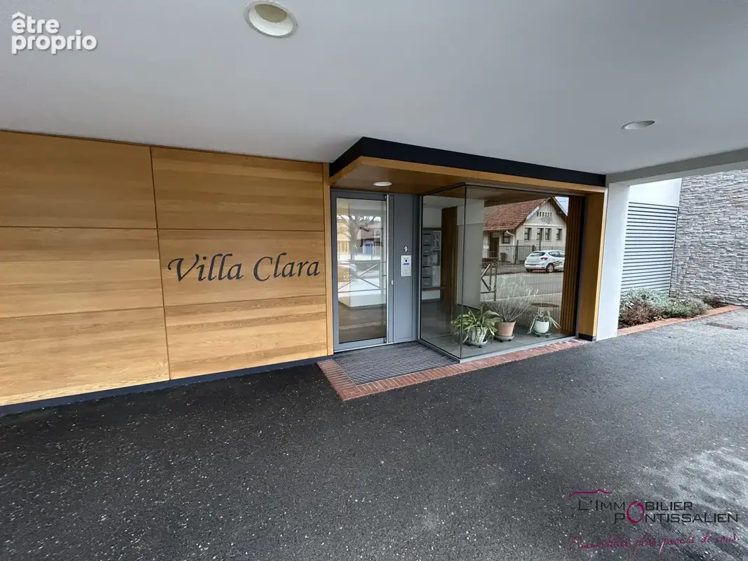 Pontarlier - proche centre ville : appartement recent de type 2 avec ascenseur, cave, garage et terrasse - photo 22