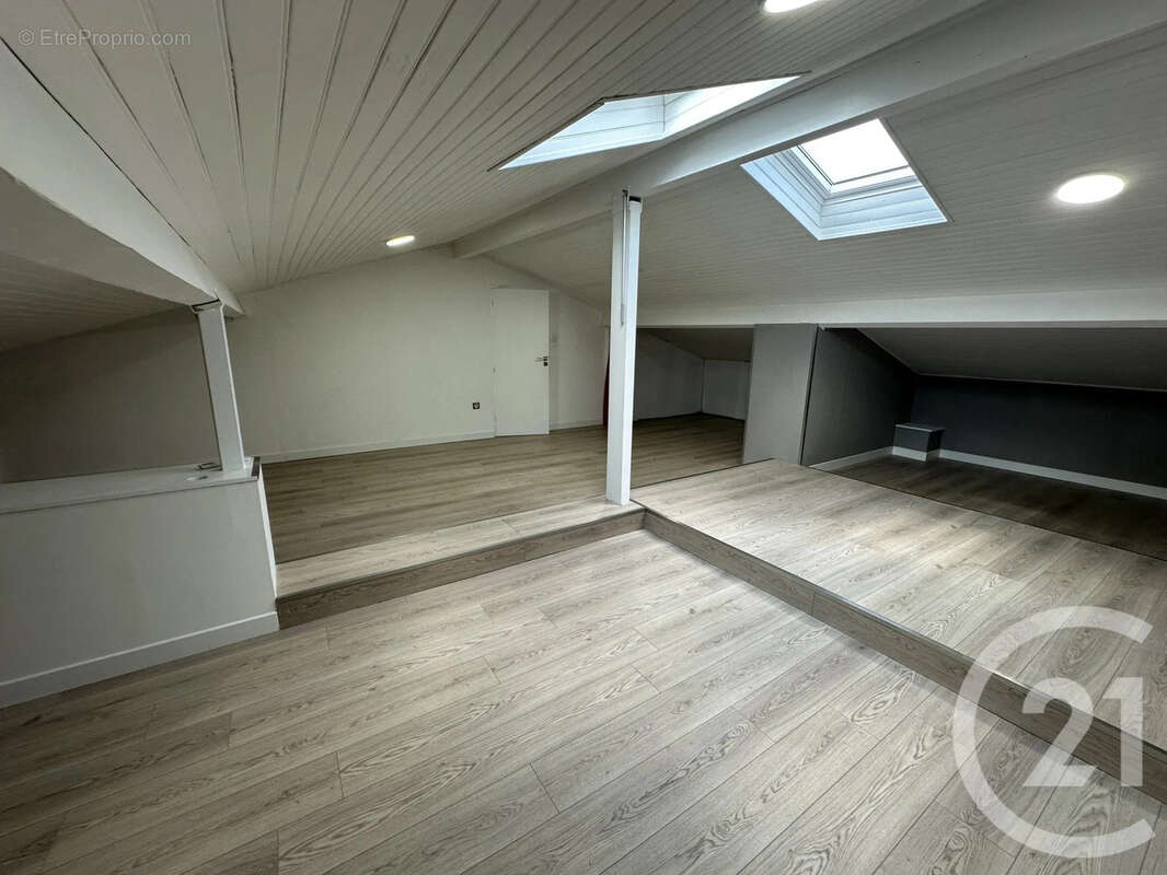 Maison 199 m² à Toulouse  - photo 18