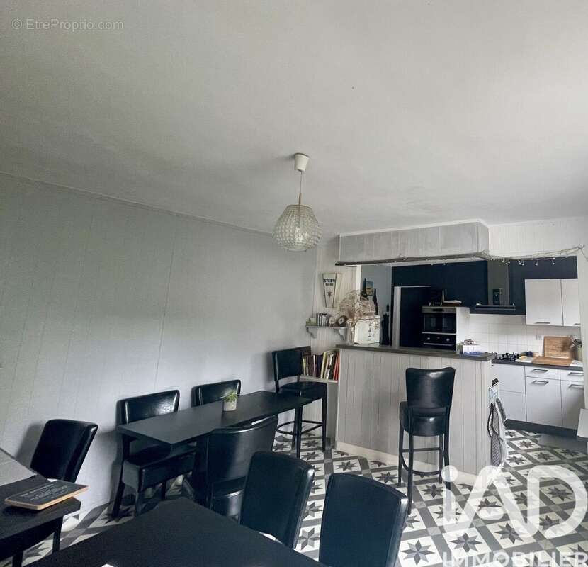 Maison 225 m² à Capdenac-Gare  - photo 5
