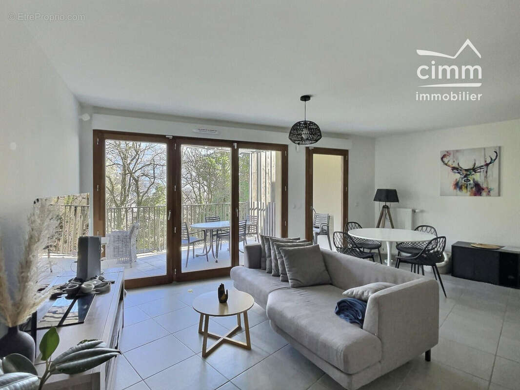 Appartement à SASSENAGE