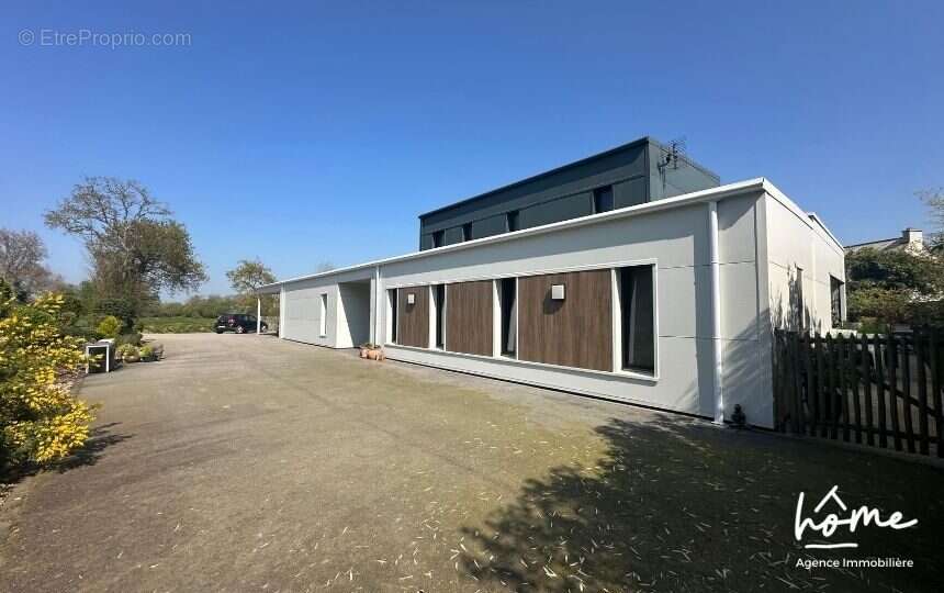 Maison à PLOUDANIEL