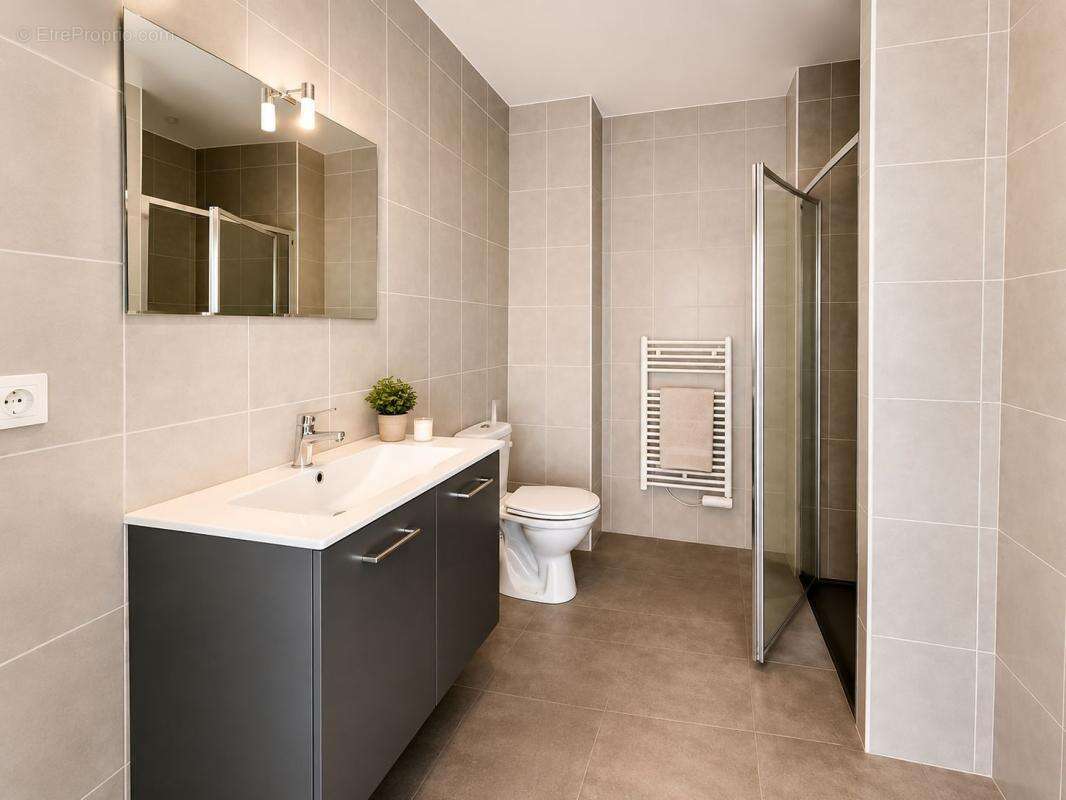 Appartement À Vendre - photo 3