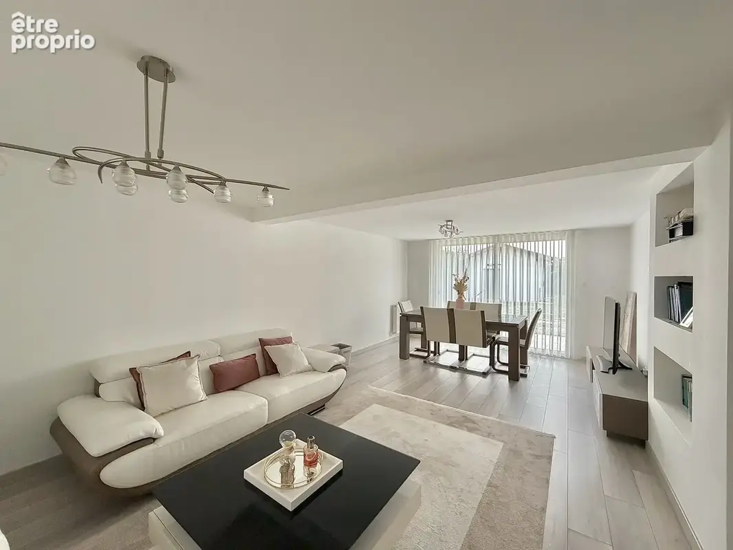 Maison 6 pièces 147 m² à vendre à Balan (01360) - photo 3