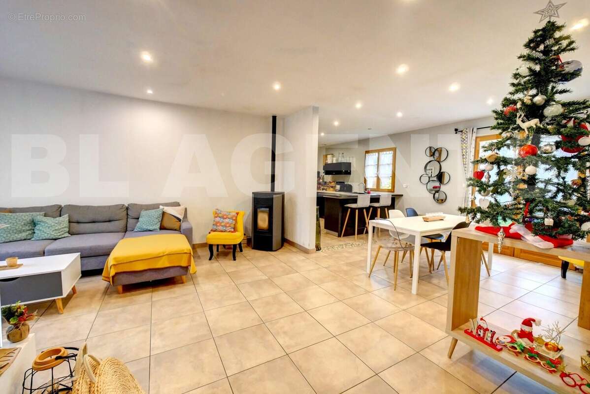 4 - Maison à GRISELLES