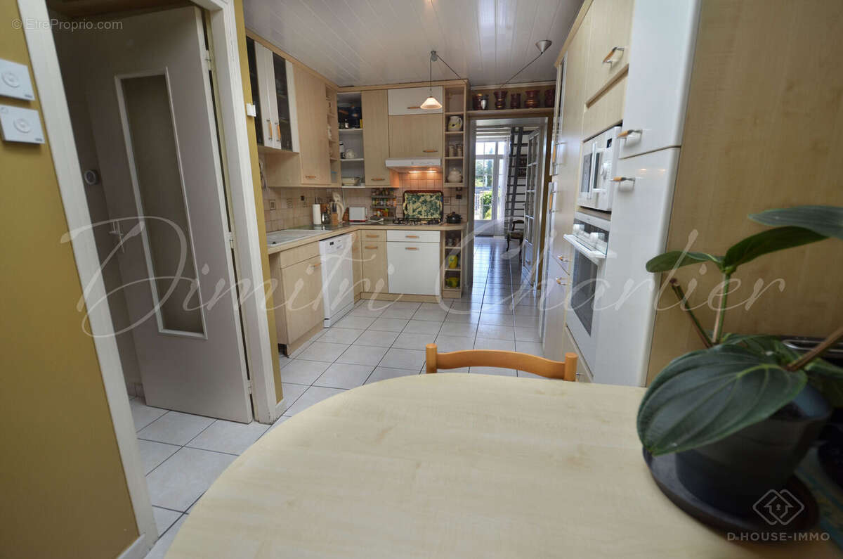 Maison 116 m² à Lesparre-Medoc  - photo 2