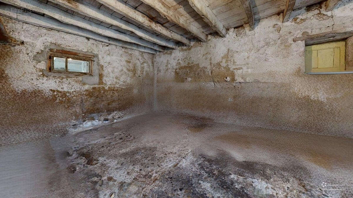 Maison à LES AVENIERES