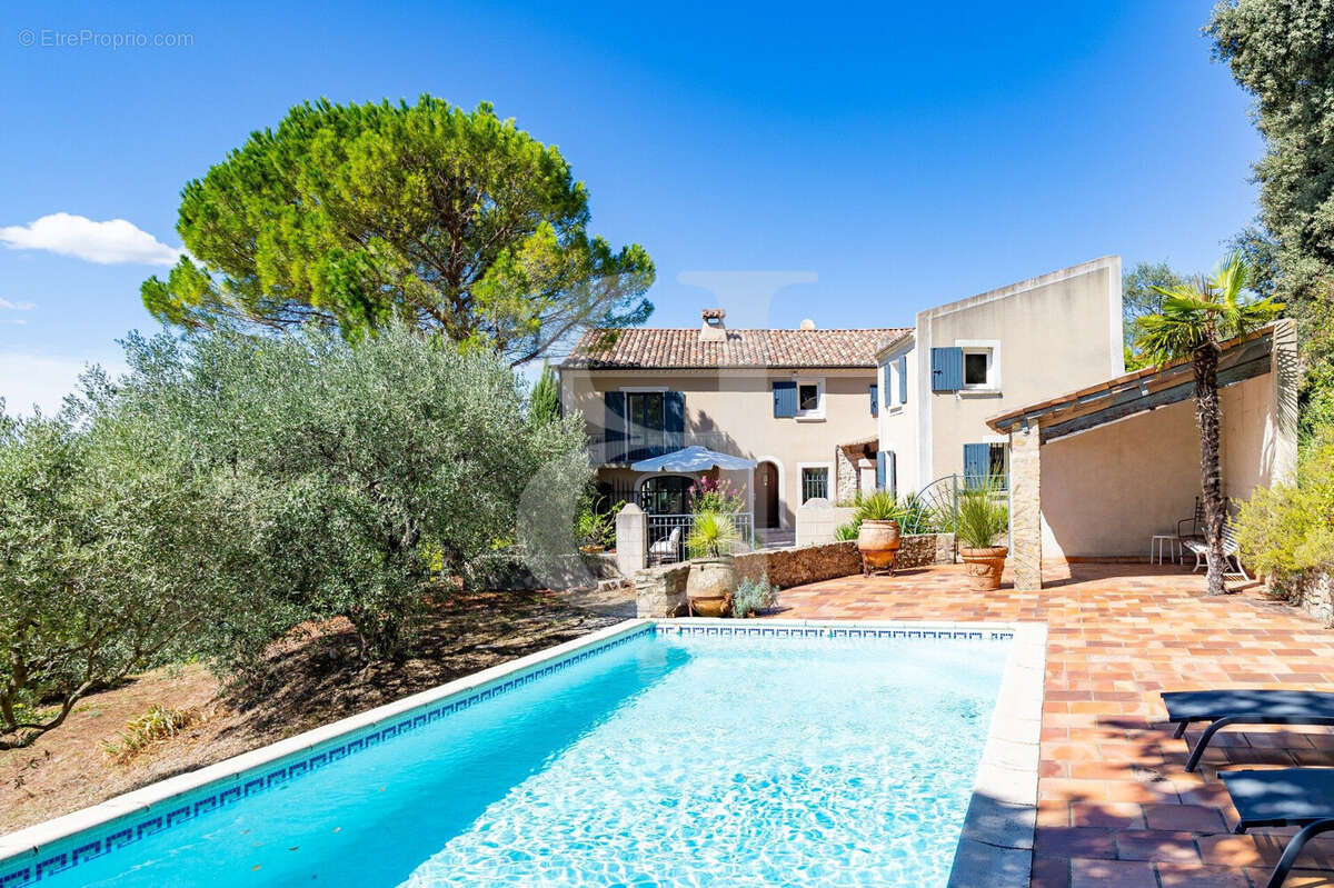 Maison à VAISON-LA-ROMAINE