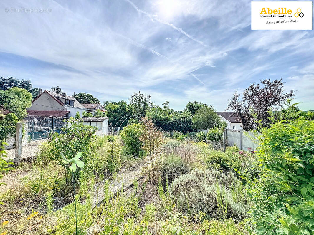 Maison à SAINT-CHERON