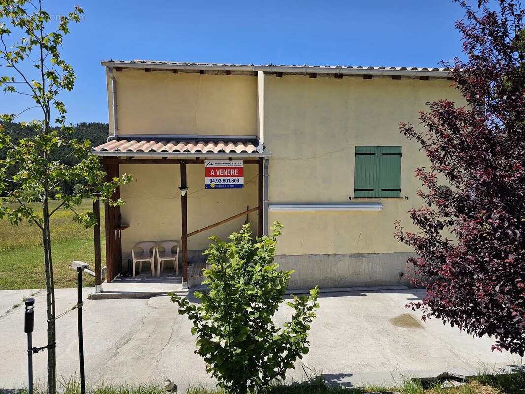 Maison à PEYROULES