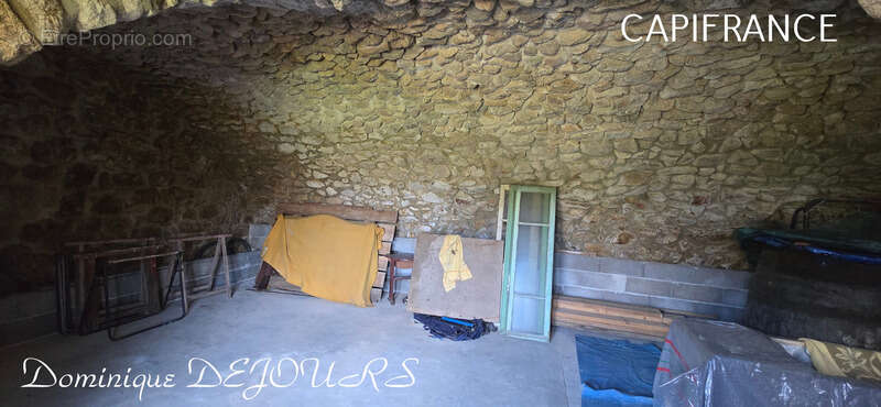 Ardèche, ensemble charmant de 2 maisons en pierres, avec terrasses, caves voutées et terrains attenants - photo 52