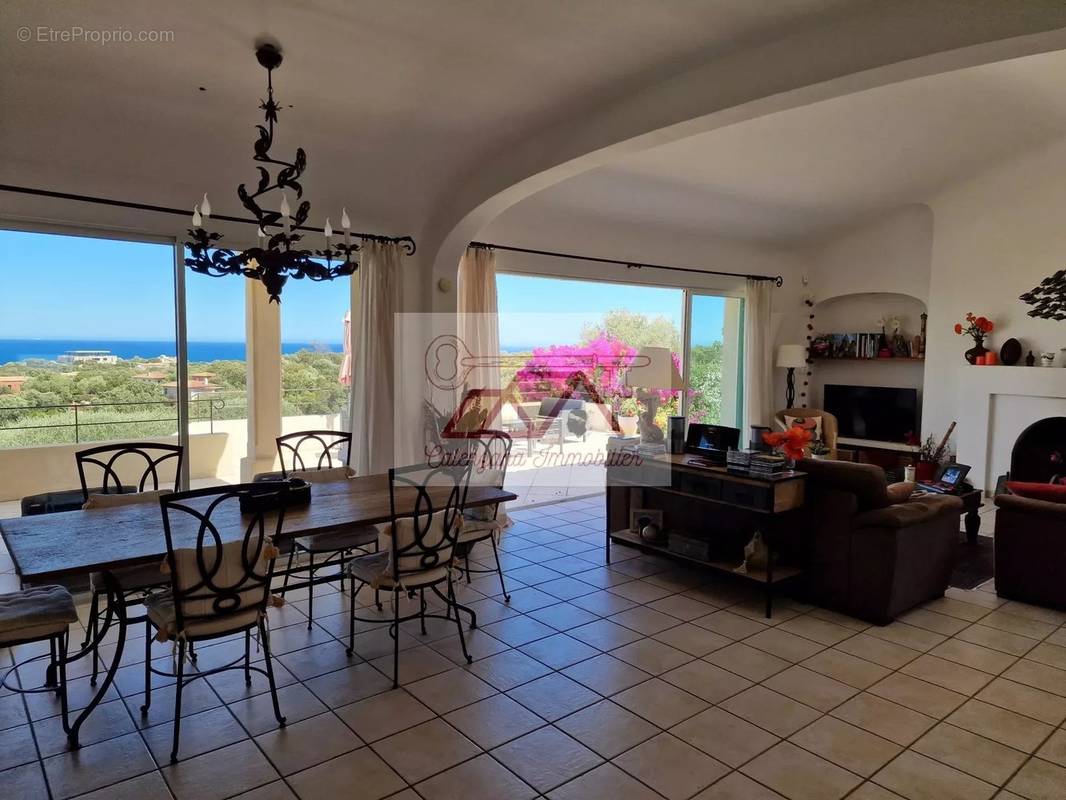 Maison à PORTO-VECCHIO