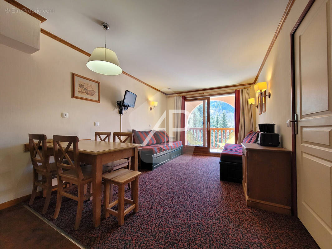 Appartement à LA SALLE-LES-ALPES