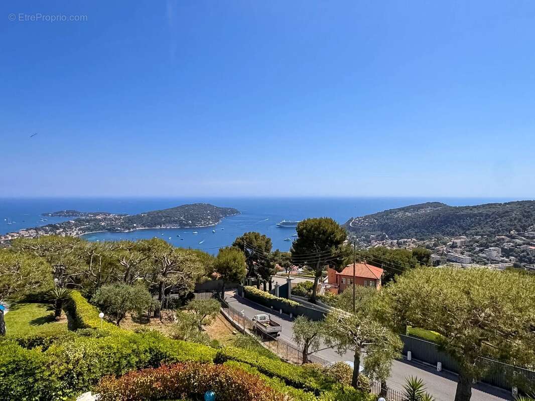 Appartement à VILLEFRANCHE-SUR-MER