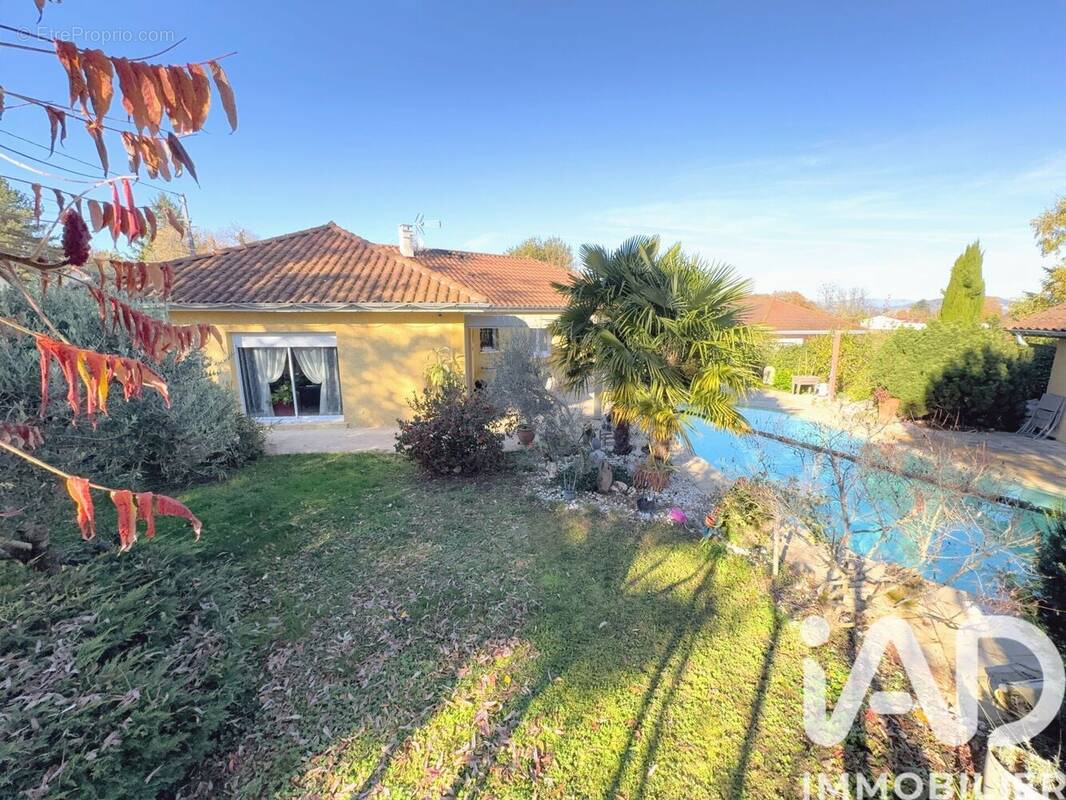 Photo 1 - Maison à FAVERGES-DE-LA-TOUR