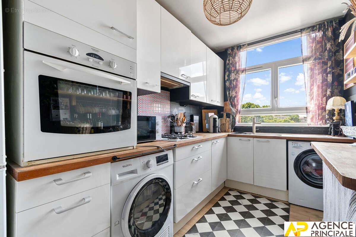 Appartement à MAISONS-LAFFITTE