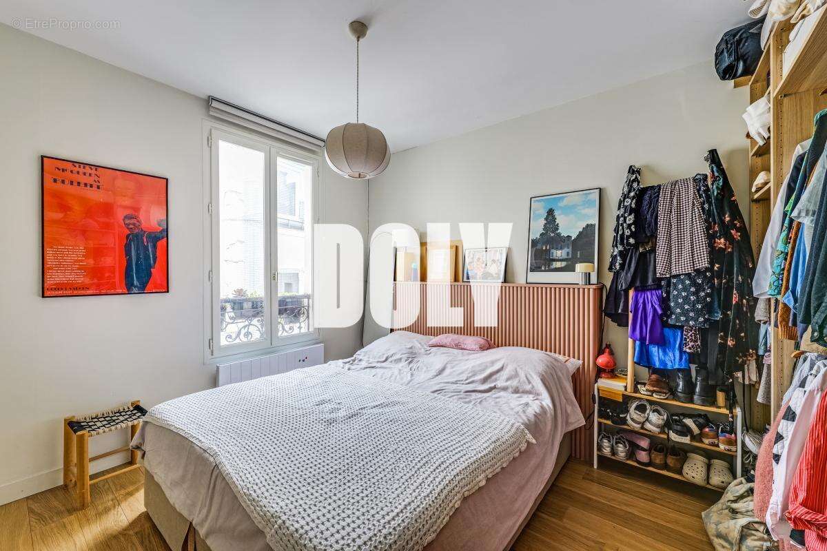 Appartement à PARIS-10E