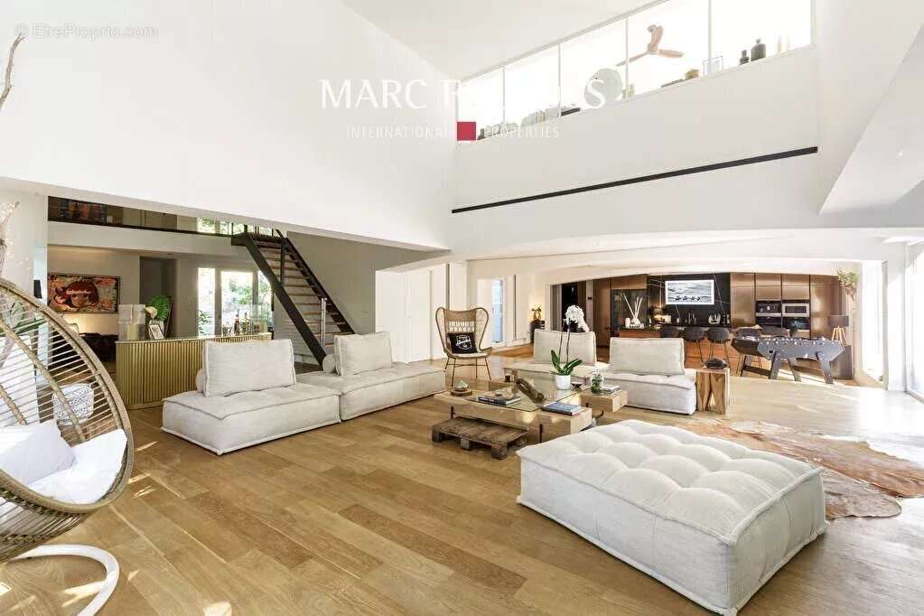 Maison à JOUY-EN-JOSAS