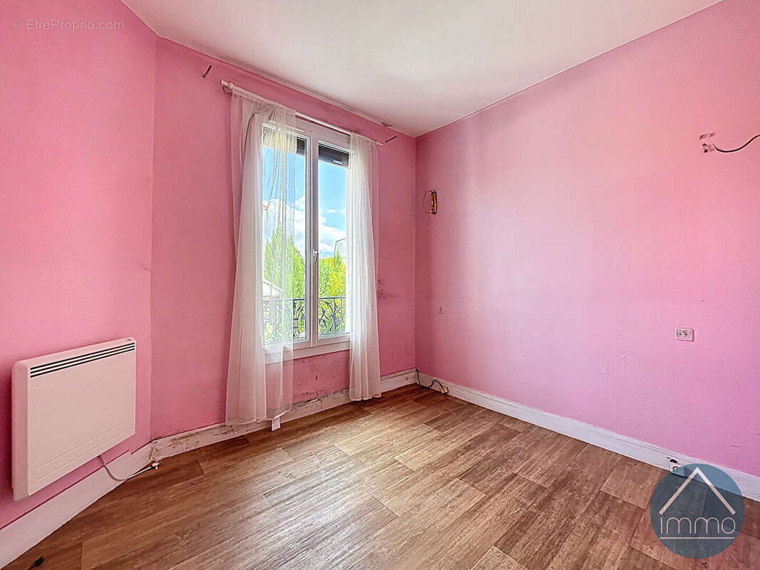 Maison à ASNIERES-SUR-SEINE