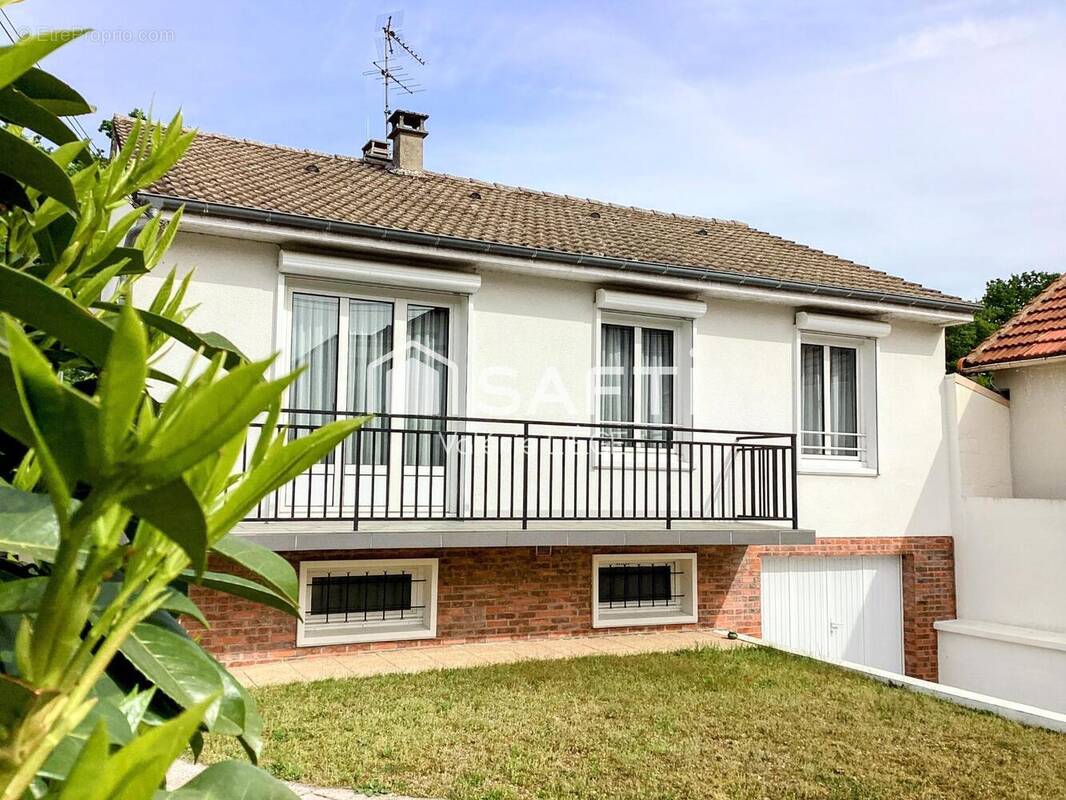 Photo 1 - Maison à ACHERES