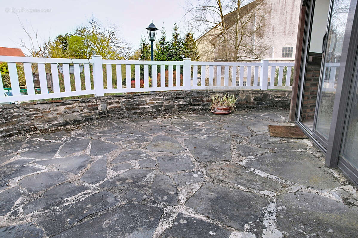 Maison à ECQUEVILLY