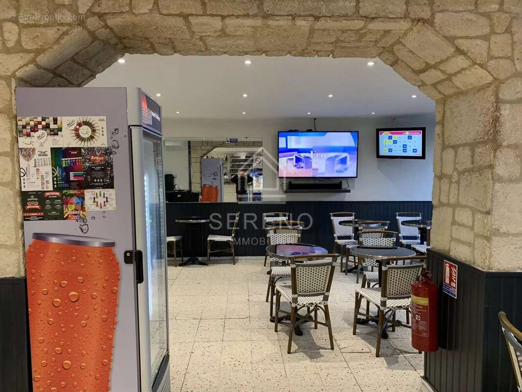 Commerce à CHAUMES-EN-BRIE