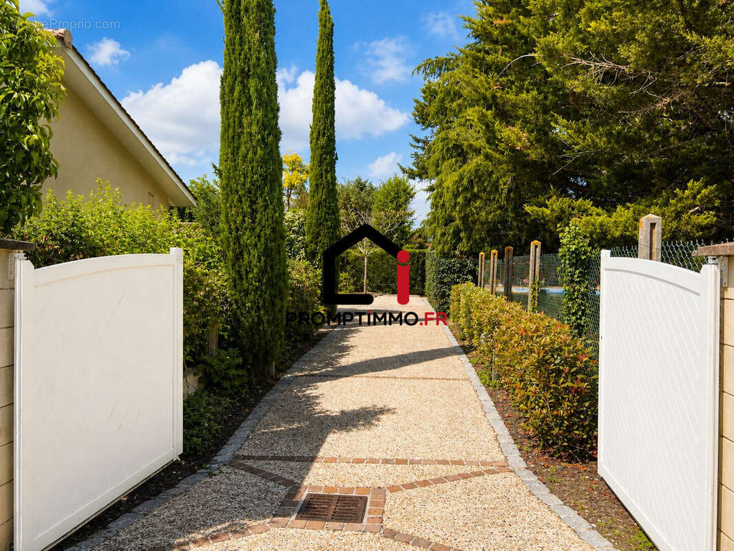 Maison à MERIGNAC