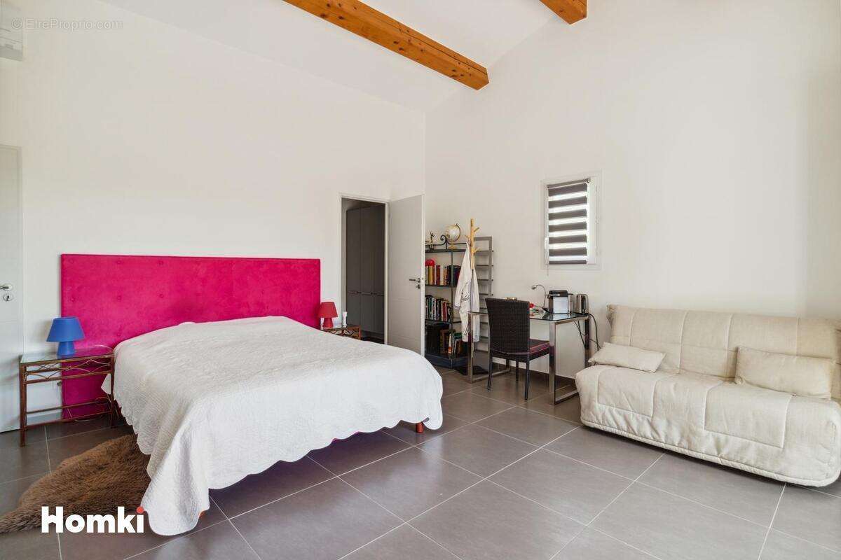 Maison à LE CANNET-DES-MAURES