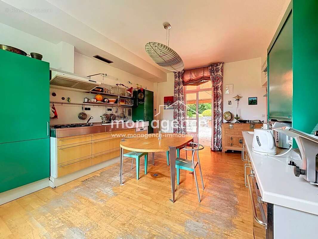 Maison à NEUFCHATEL-EN-BRAY