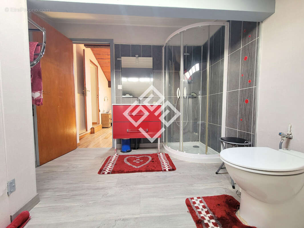 Maison-135 m2- 6 pièces - photo 15
