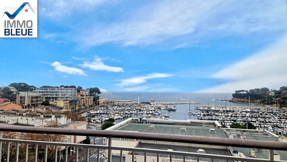 Appartement à CARRY-LE-ROUET