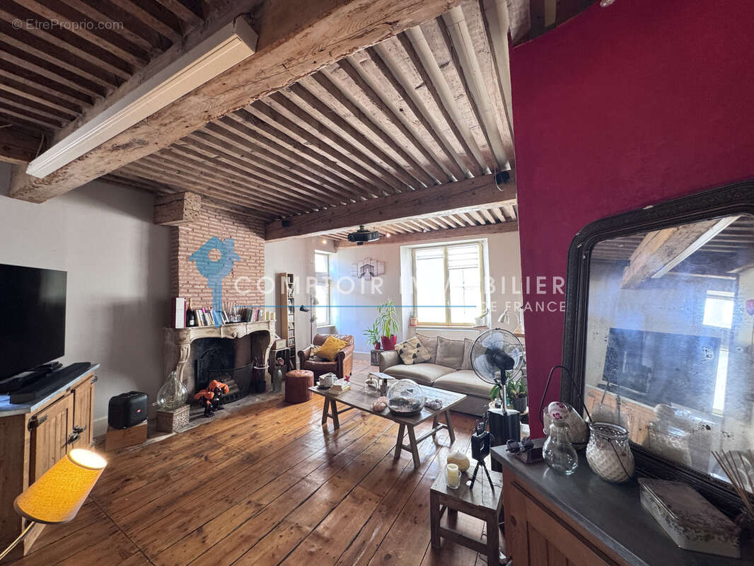 À vendre à Romans centre - Maison de ville T5 200m2 - photo 4