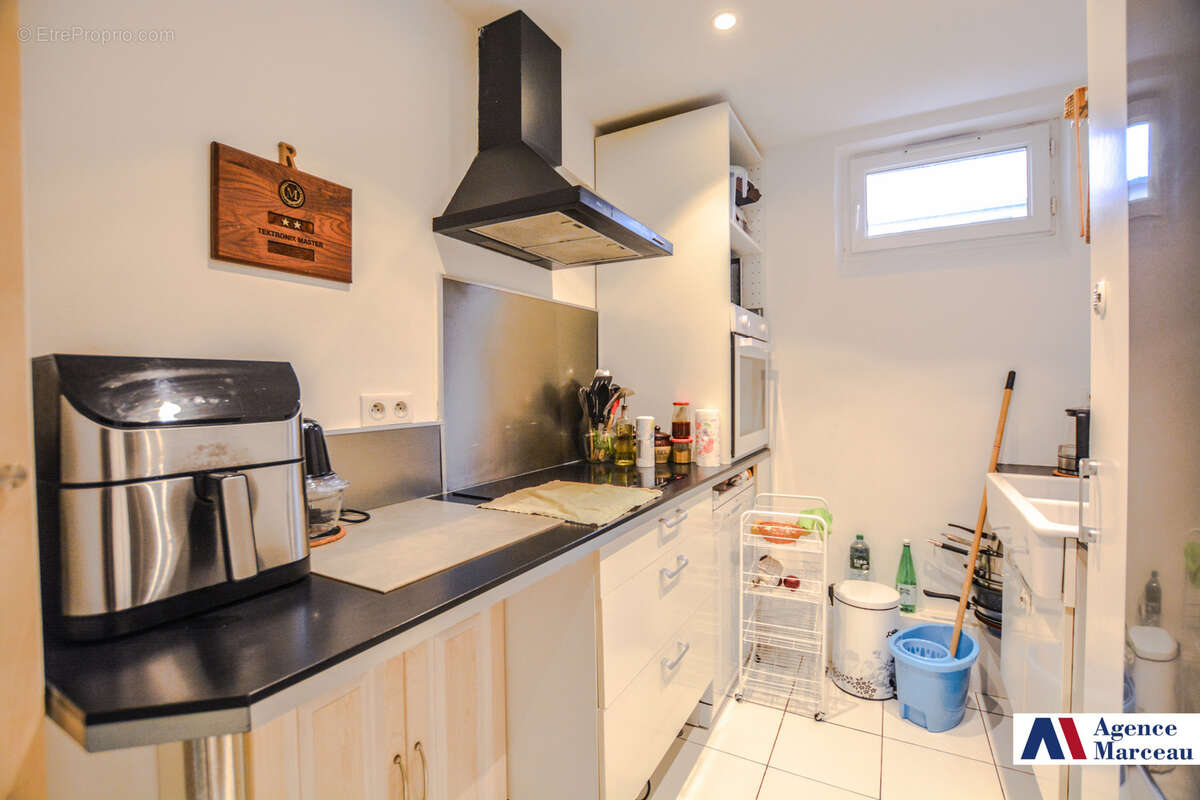 Appartement à COURBEVOIE