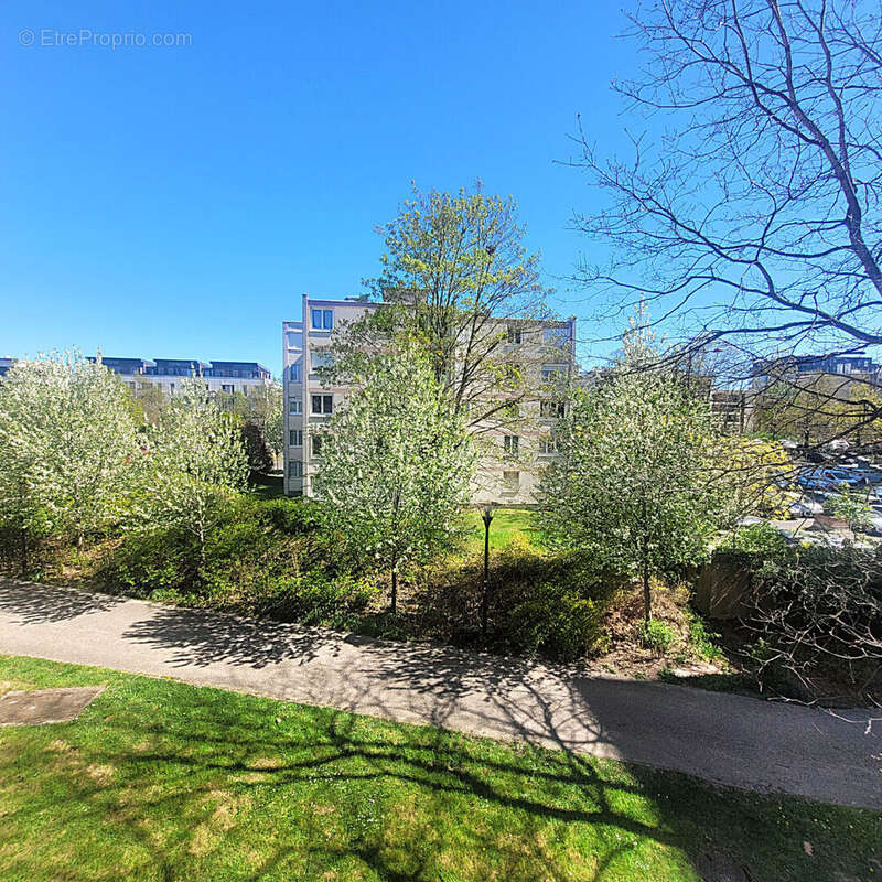 Appartement à LES ULIS