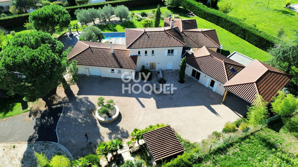 Maison à SALVIZINET