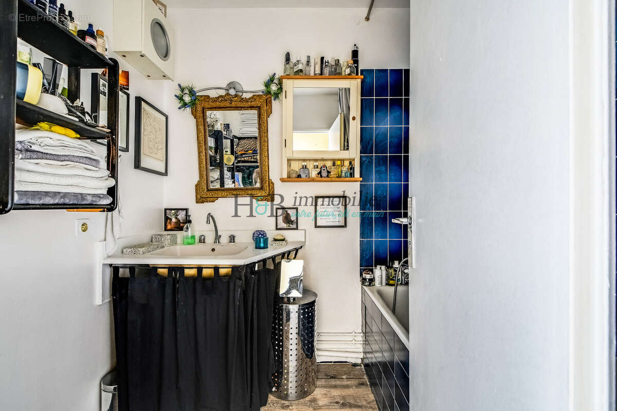 Appartement à PARIS-18E