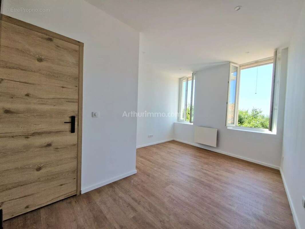 Appartement à CALLAS