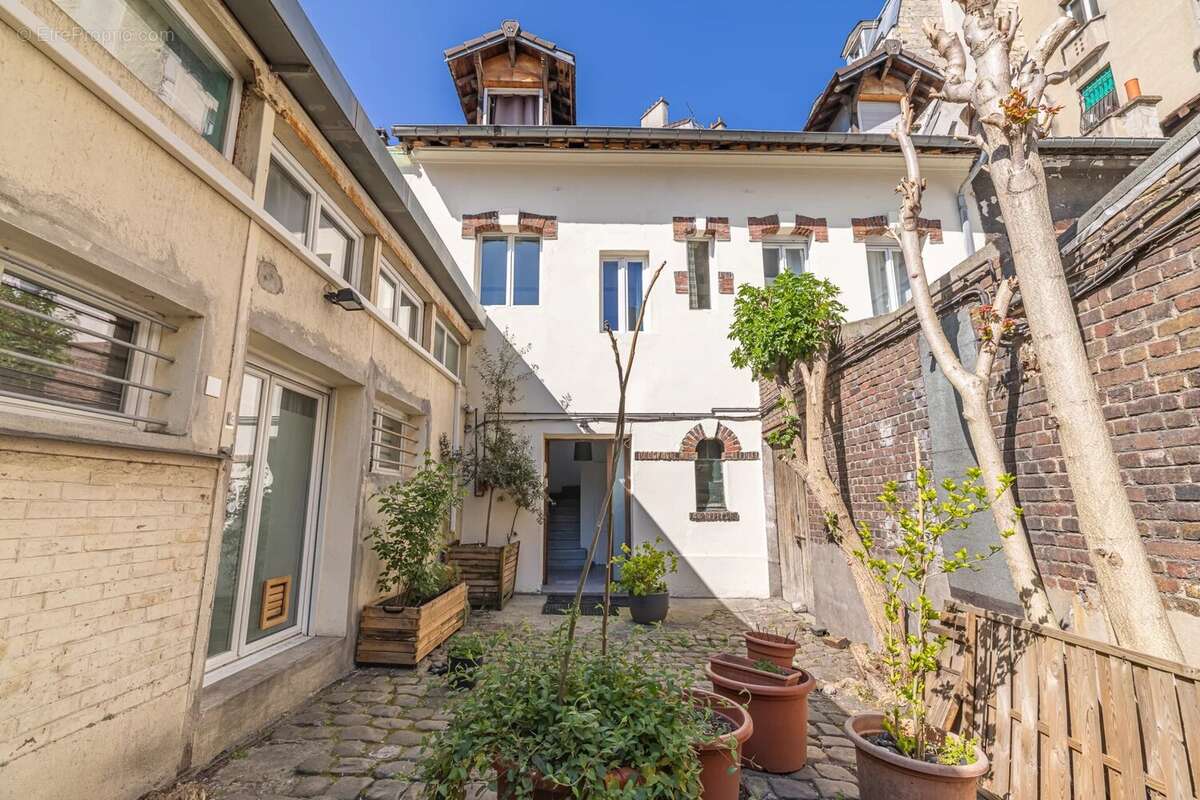 Maison à SAINT-DENIS