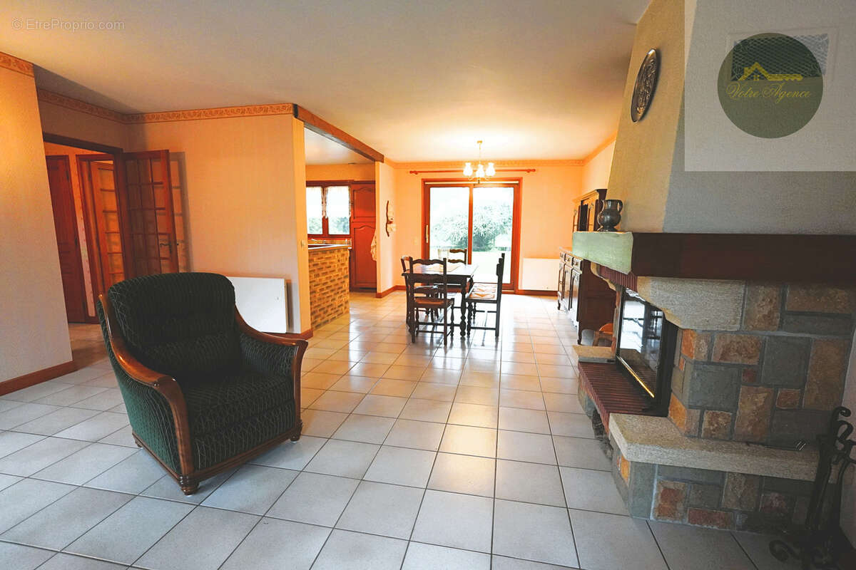 Maison à CHEROY