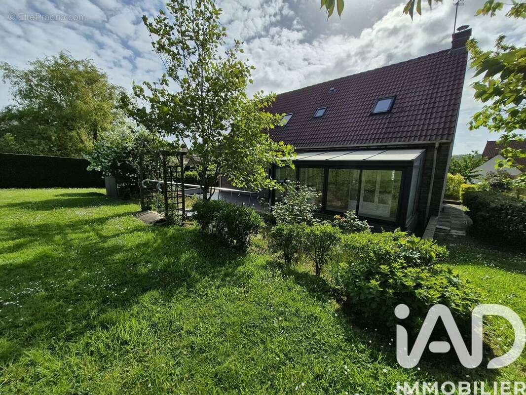 Photo 2 - Maison à LA CAPELLE-LES-BOULOGNE